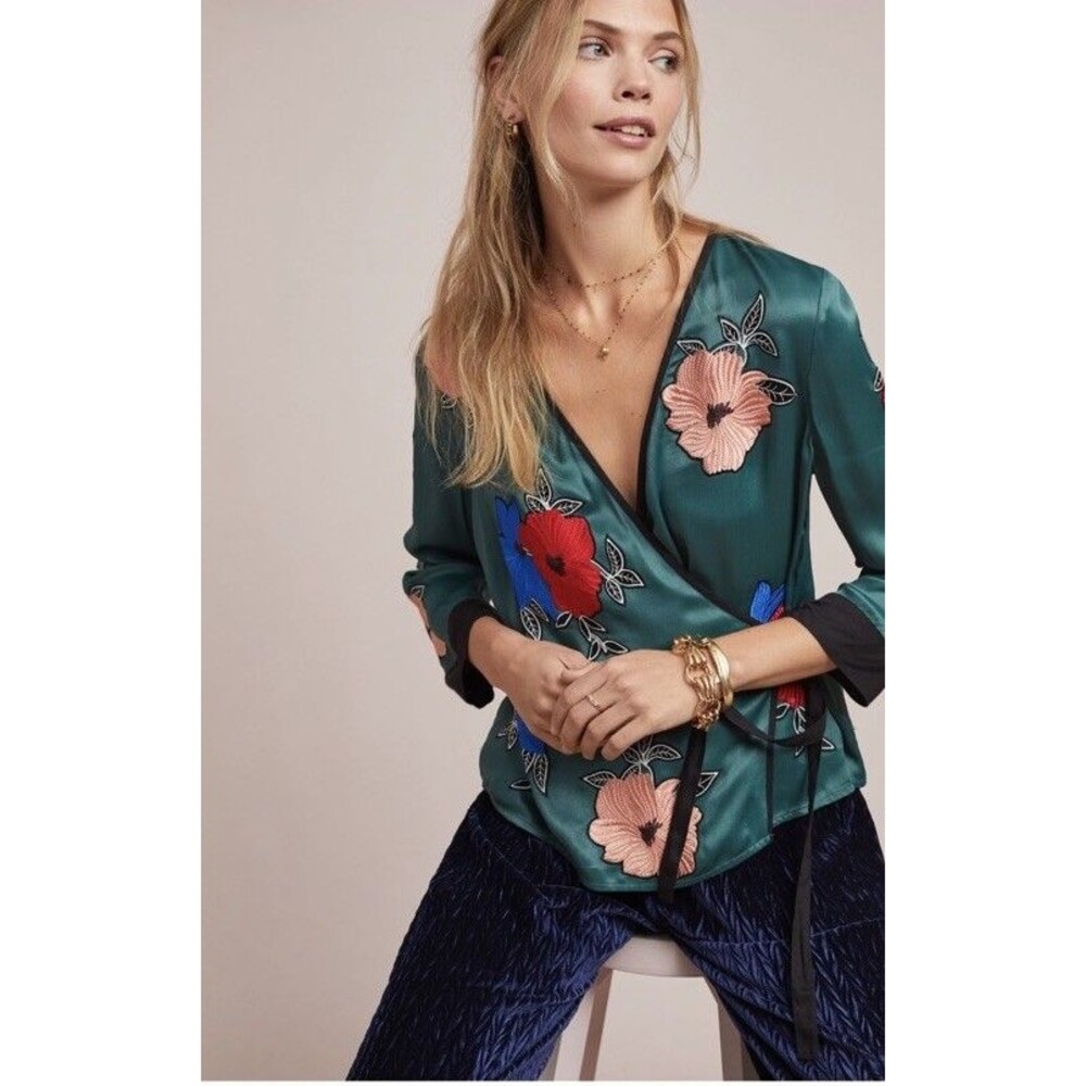 Anthropologie Seen Worn Kept Retro Floral Embroidered Wrap Blouse Size 2